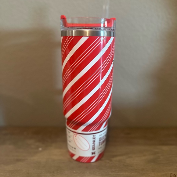 Stanley 30oz Candy Cane Twist Tumbler - Picture 5 of 7